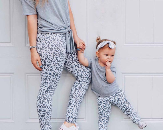 Mommy and me leggings - Matching mom daughter leggings – peace-lover