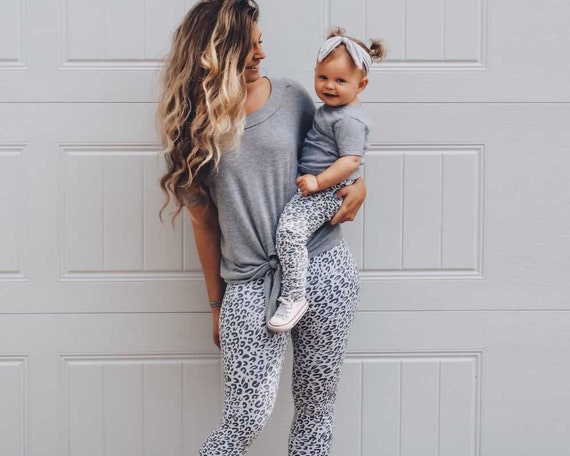 Mommy and Me Outfit, Matching Leggings, Mother Daughter Matching,mommy and  Me Leggings, Animal Print Leggings, Mothers Day Gift, Mom Gift -   Denmark