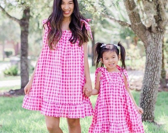 Mommy and Me dresses | Mommy and Me matching outfits | Mommy & me outfits | Mom Daughter Dress | 4th July Matching Dresses | Gingham Dress