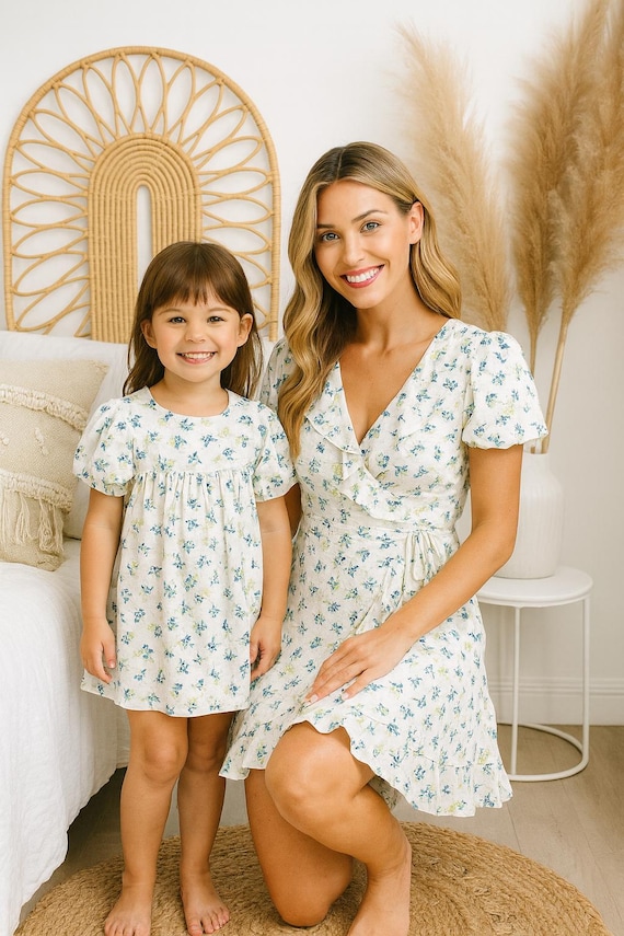 mothers day dresses Mother's Outfits 2026: What to Wear The Prettiest Mother's Day Dresses