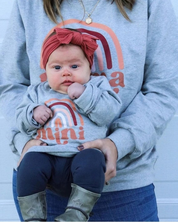Tenue maman et moi Mini sweat maman Sweat maman et moi Pull assorti maman Tenue maman fille Cadeau de maman Cadeau de fete des meres Etsy France