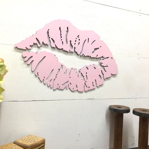 Pink Metal Kiss Lips Decor Boutique or Vanity Wall Hanging