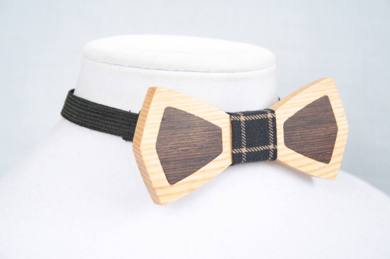 Wood natural and brown bow tie for men