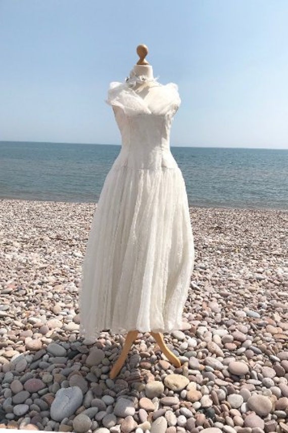 1950's original vintage dress in ivory flocked org