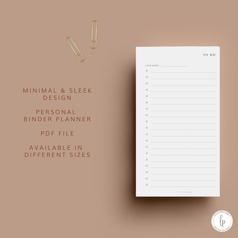 May include: A white to-do list printable with a category section and a list of bullet points. The text "TO DO" is at the top right corner of the page. The text "UN PROPRIETE" is at the bottom of the page.
