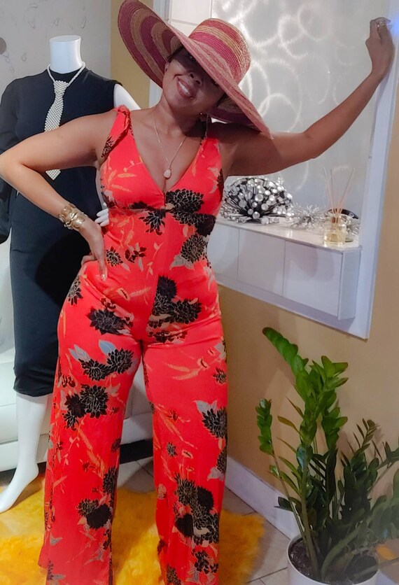 Vintage floral jumpsuit. Sz Medium
