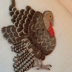 Traditional Thanksgiving Turkey Cloth Dinner Napkins - Set of 4 napkin –  White Tulip Embroidery