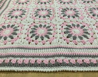 PDF Crochet Pattern - Snow Fairy Blanket Christmas Granny Square Pattern - Crocheted Lap Blanket, Crochet Pattern