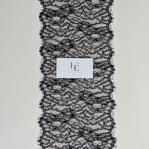 Zwarte Franse Chantilly delicate kantversiering op maat gesneden, zwart kantdecoratielint, zwarte fourniturenkant, LMT2001