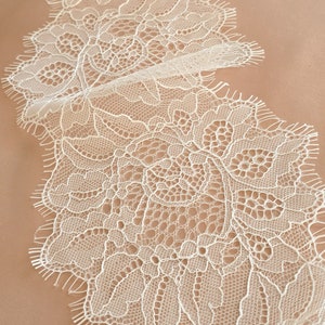 Ivory Lace Trim, French Lace, Chantilly Lace, Bridal Gown lace, Wedding Lace, White Lace, Veil lace, Garter lace, Lingerie Lace WDL6013