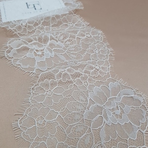 Pizzo avorio, pizzo francese, pizzo chantilly, pizzo per abiti da sposa, pizzo da sposa, pizzo bianco, pizzo per velo, pizzo per giarrettiera, pizzo per lingerie WDL6005