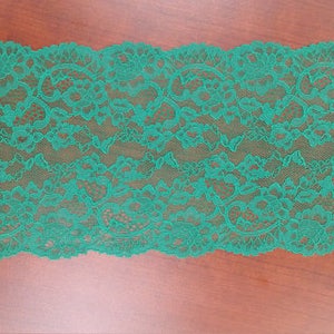 Renda verde, renda francesa, renda chantilly, renda de noiva, renda de casamento, renda recortada, renda de cílios, renda floral para lingerie LJ44401