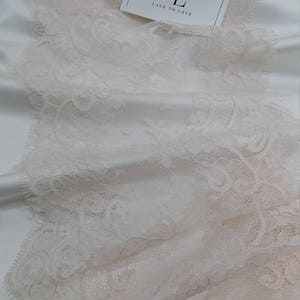 Rosa Spitzenband, Französische Spitze, Chantillyspitze, Brautspitze, Hochzeitsspitze, Strumpfbandspitze, Abendkleiderspitze, Dessousspitze EVSL098C