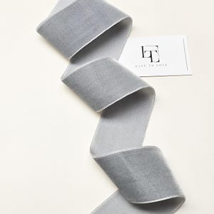 Grijs fluwelen lint op maat gesneden, grijs fluwelen lint, fluwelen stoffen lint cadeaustrik, haarlint fluweel, fluwelen rand ST1091