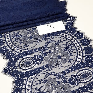 Marineblauer Spitzenbesatz, Französische Spitze, Chantilly-Spitze, Brautspitze, Ausgebogtete Spitze, Eye-Lash-Spitze Florale Spitze Dessous-Spitze yard LL4412