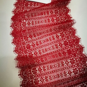 Rote Spitzenborte, französische Spitze, Alencon Spitze, Brautkleidspitze, Hochzeitsspitze, Strumpfbandspitze, Abendkleiderspitze, Dessousspitze lose Ware L3661