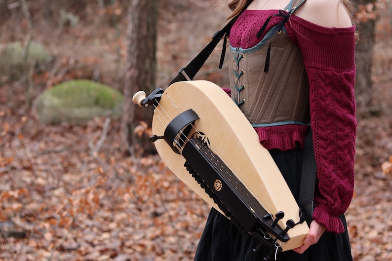 Tear shaped, medieval hurdy gurdy / wheel lyre / vielle a roue / drehleier Fairygurdies image 9