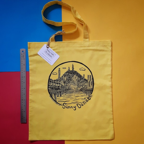 Sunny Dundee Tote bag. Screenprinted by Pamela Scott. Long Handles. 38cm x 43cm. Various colours