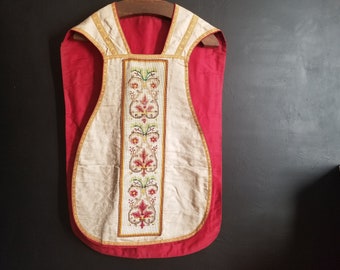 Antique priest chasuble. Cream damask liturgical vestment.