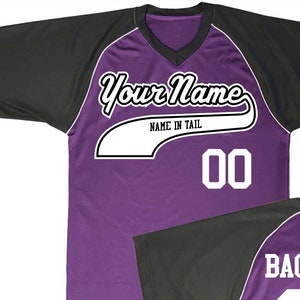 Camiseta de béisbol económica con cuello en V, logotipo en la parte inferior plana, nombre y número personalizados.