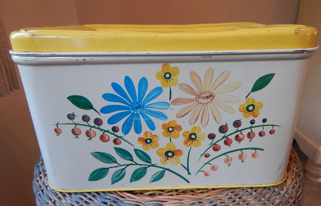 COLORWARE BREAD BOX Vintage Midcentury Yellow Metal Pretty Etsy