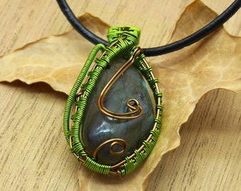 Wire-wrapped labradorite pendant in green and bronze