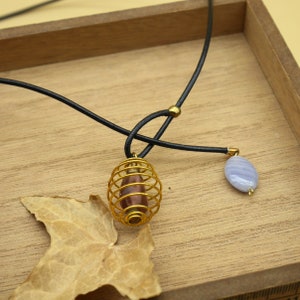 Long lasso Y necklace black leather cord