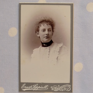 ALICE, Victorian photograph of a young woman, original carte-de-visite CdV, 2.5 x 4".
