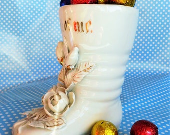 Victorian porcelain boot made in Germany, souvenir gift, "Think of Me",