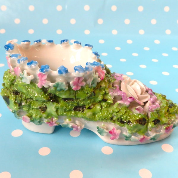 Antique Elfinware shoe, German porcelain 1920's - 40's, 4.5" / 11 cm long.