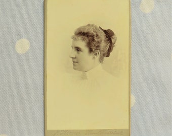 AGNES, Victorian photograph of a woman, original carte-de-visite CdV, 2.5 x 4".