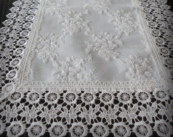 35" Dresser Scarf / Table Runner Ivory Princess Lace European Doily Cream Vintage Victorian