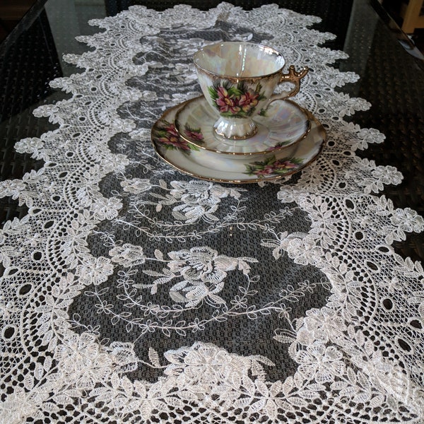 35"  Antique Rose Sheer Dresser Scarf Table Runner Doily Ivory Victorian Lace Vintage