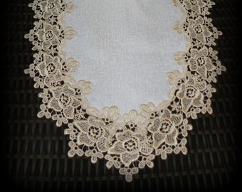 54" Soft Gold Rose Lace Table Runner Dresser Scarf Vintage Antique Victorian