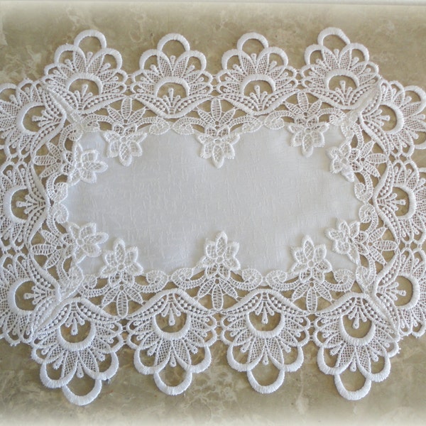 18"  SET of 2 Lace Doily Placemat Runner DECADENT WHITE Retangular