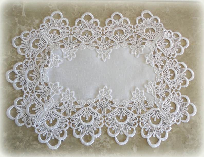 18 SET of 2 Lace Doily Placemat Runner DECADENT WHITE Etsy