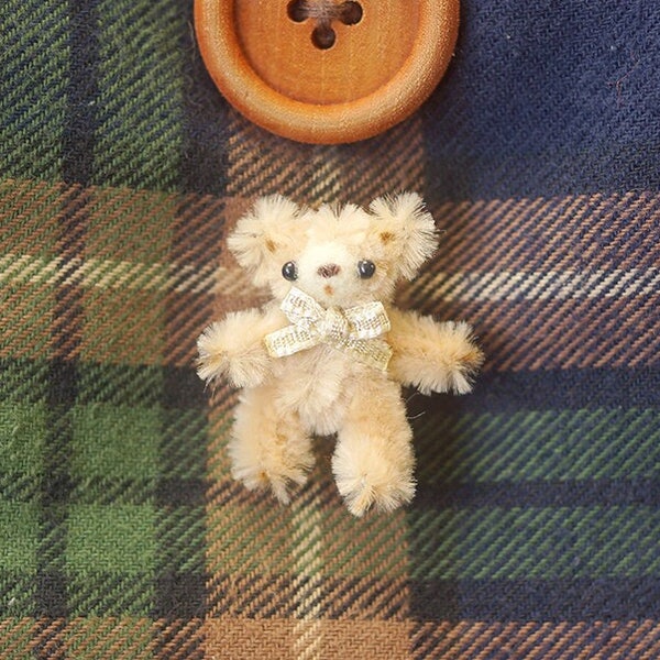 bear brooch, cute brooch, miniature teddy bear pin, chenille stems bear, miniature brooch, pipe cleaner teddy,  needle felt brooch
