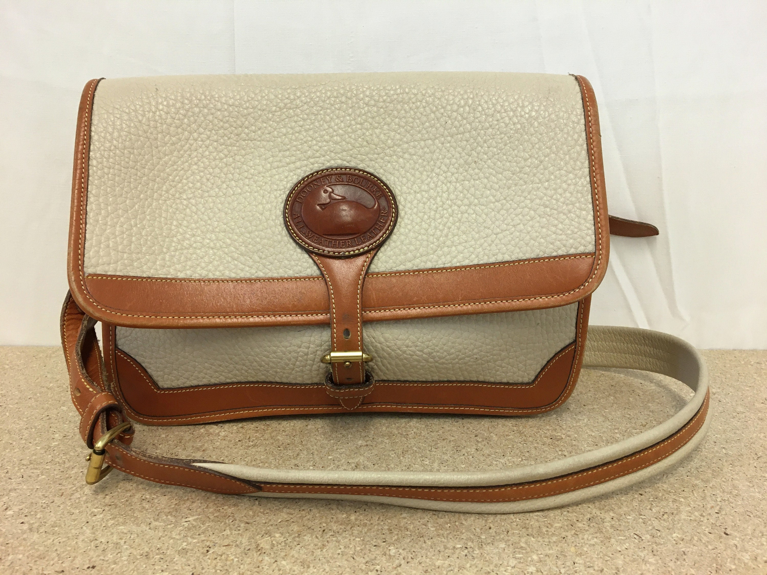 Dooney and Bourke Replacement Adjustable Shoulder/crossbody Strap 1 Wide  34-55 Length Genuine Leathers in Black Brown Tan & More 