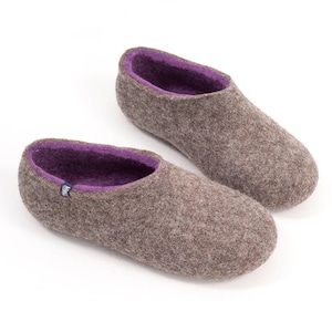 Handmade Wool Felt Slippers: Natural Grey & Lilac Merino Interior Wool Clogs