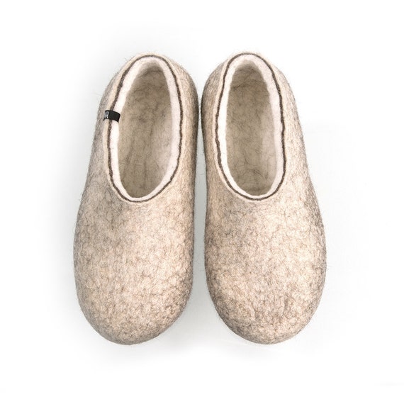 Chaussures d’intérieur biologiques, pantoufles en laine feutrée pour hommes, sabots laine, pantoufles Maison Ecologique Eco, chaussons gris, cool chaussons chaussons pour homme en feutrine Chaussures d’intérieur biologiques, pantoufles en laine feutrée feutrée feutrée pour hommes, sabots laine, pantoufles Maison Ecologique Eco, chaussons gris, cool chaussons chaussons pour homme en feutrine a2996b