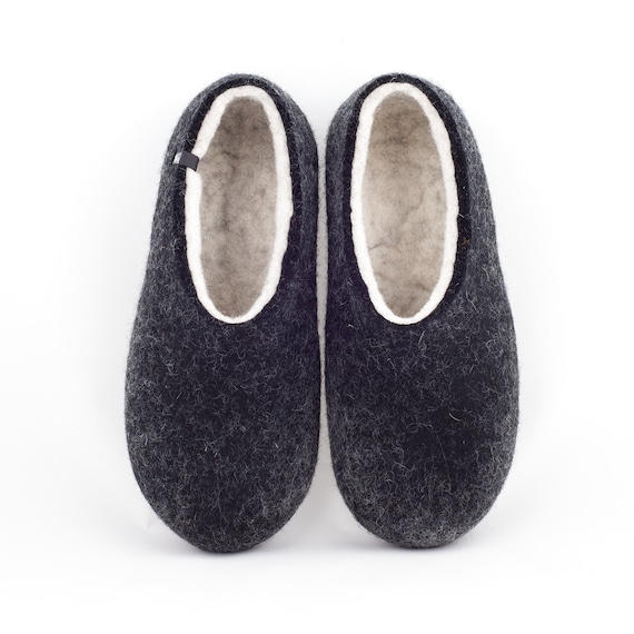 Eco friendly house slippers hot sale