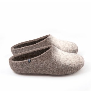 Felted Wool Slippers for Men, Mules slippers, Natural Organic Gray wool with White decoration, extra thick on the sole