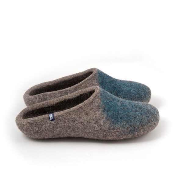 mens grey slippers