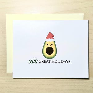 Avo Great Holiday Avocado Pun-kerstkaart | Leuke feestelijke woordspeling kerstwenskaart voor fijnproevers, vriendin, vriend | Blanco A2-kaart