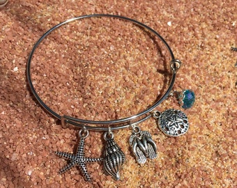Ocean sea shell charm bracelet