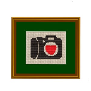 Love Camera Counted Cross Stitch Pattern. Vintage Camera PDF Instant Download. Valentine's day Pattern. Begginers Pattern.