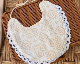 Babero de doble gasa con estampado Hmong para bebé