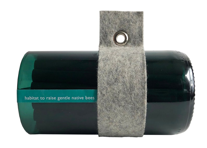 Native Bee Bottle Pollinator House - Thumbnail 3