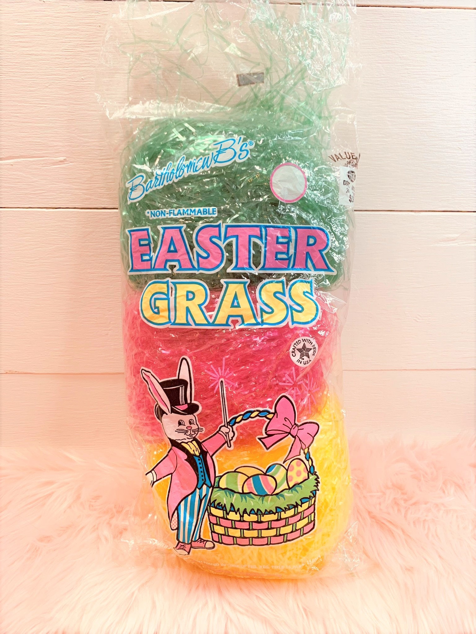 Northeast Home Goods Plastic Easter Grass Basket Filler, 1.50 Oz Bag  (Yellow) 