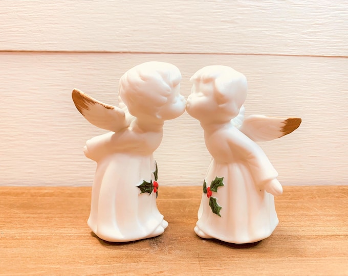 Vintage Lefton Kissing Angels Figurines / Ceramic Bisque 3 1/4 / Holly